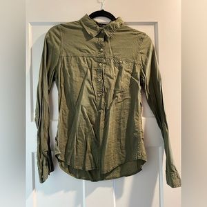 Small olive stretchy long sleeve.
